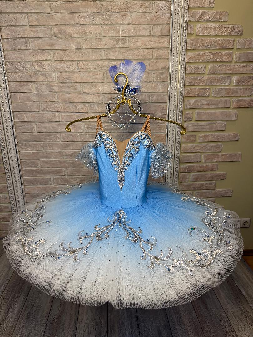 Blue Bird Phantasy  Dancewear by Patricia