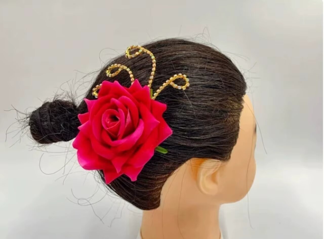Kitri's Flower Headpiece