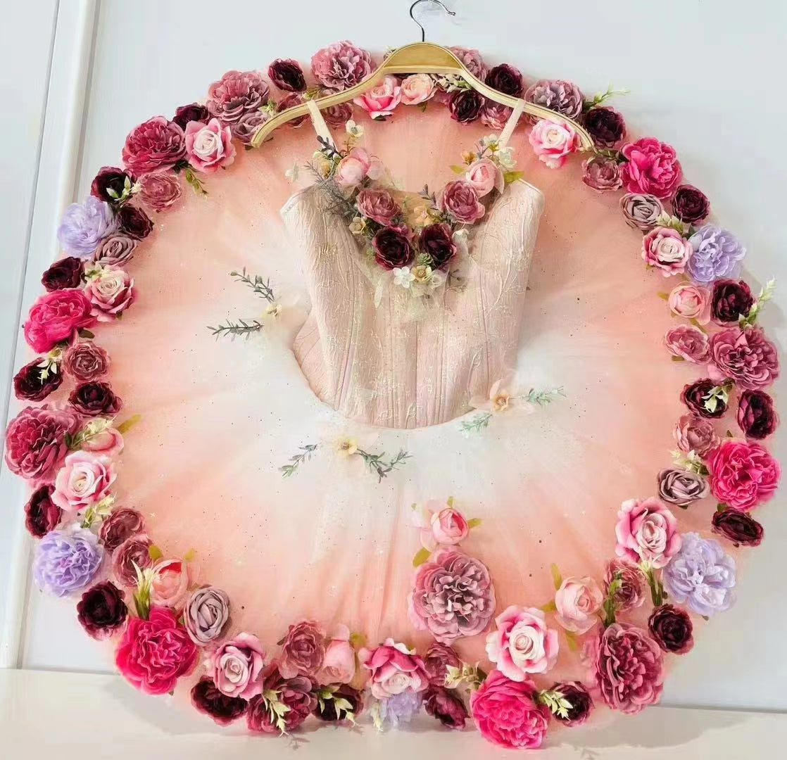 Professional Tutus, Ballet Costumes, Competition Tutus
– Dancewear by Patricia