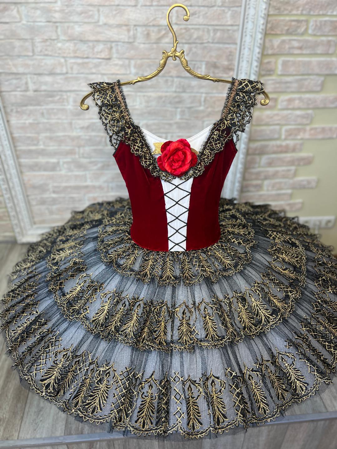 What to Wear for Paquita Variations: A Guide for Dancers, Moms and Teachers