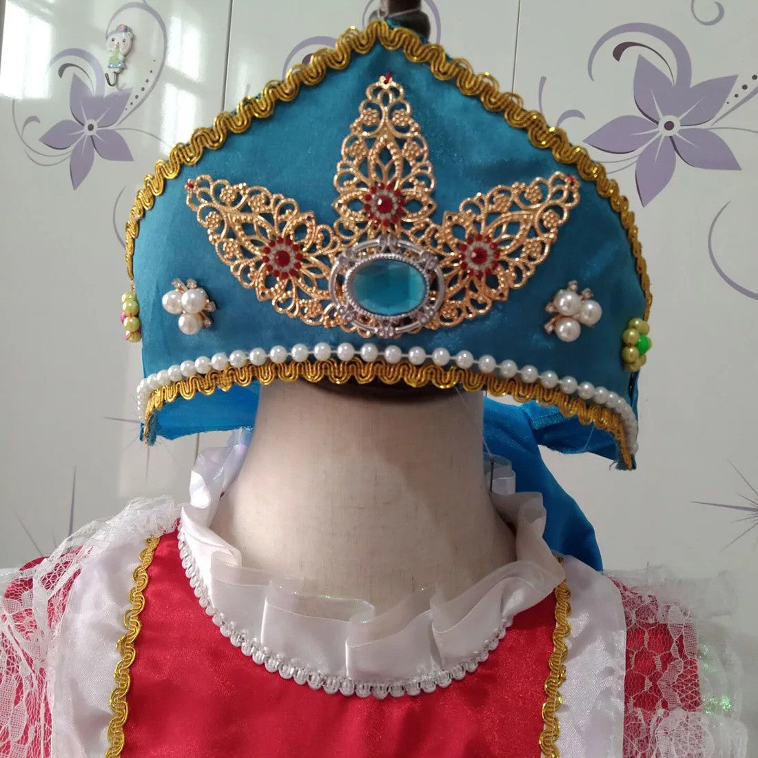 Russian Kokochnik