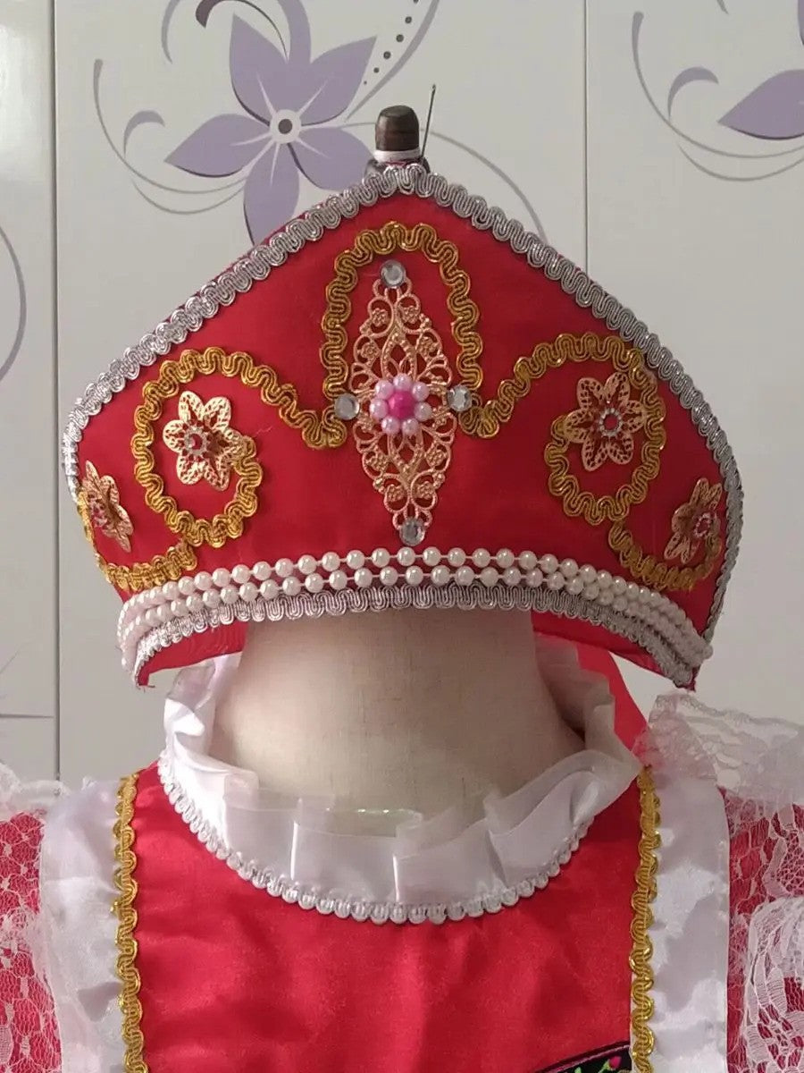 Russian Kokochnik