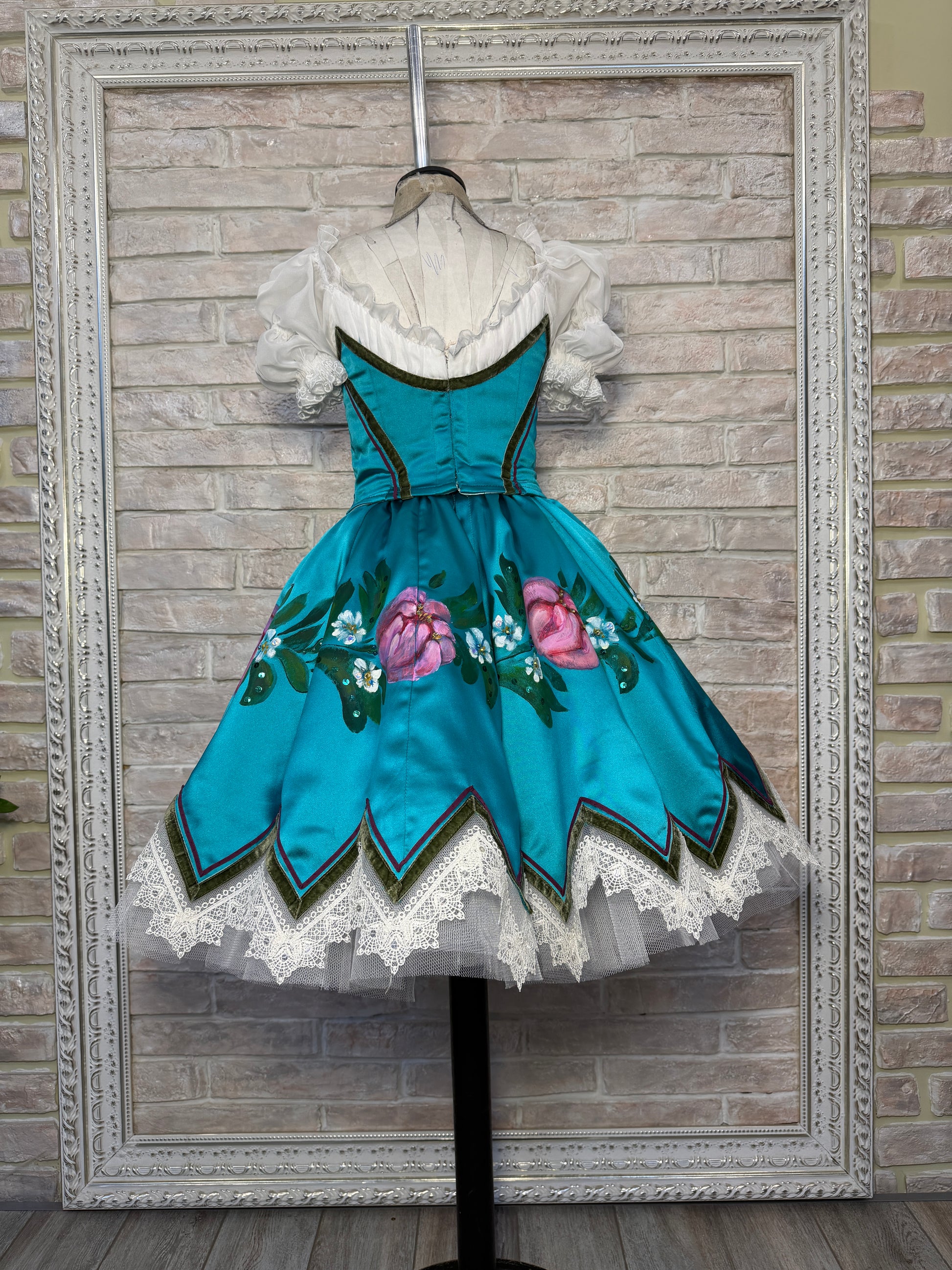 Romantic Lise - Dancewear by Patricia