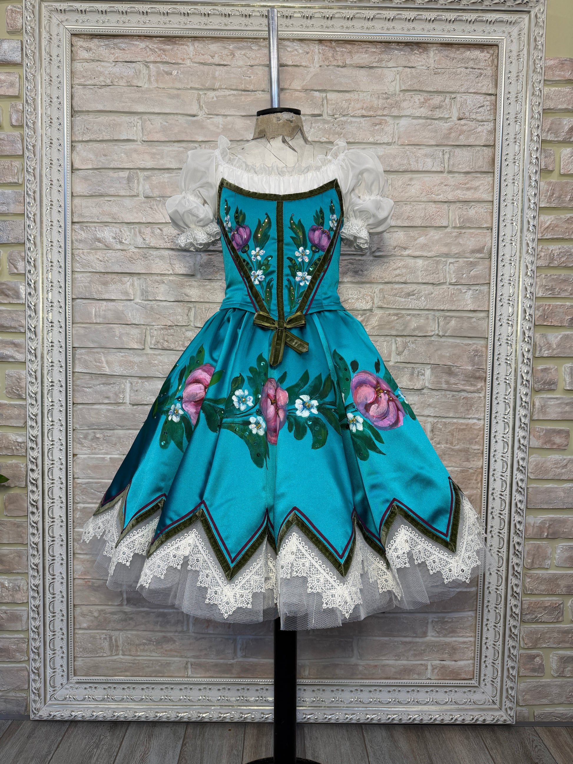Romantic Lise - Dancewear by Patricia