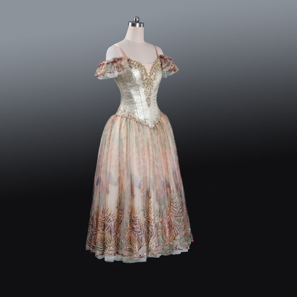 midsummer night's dream party dress A Midsummer Night's Dream Wedding Inspiration