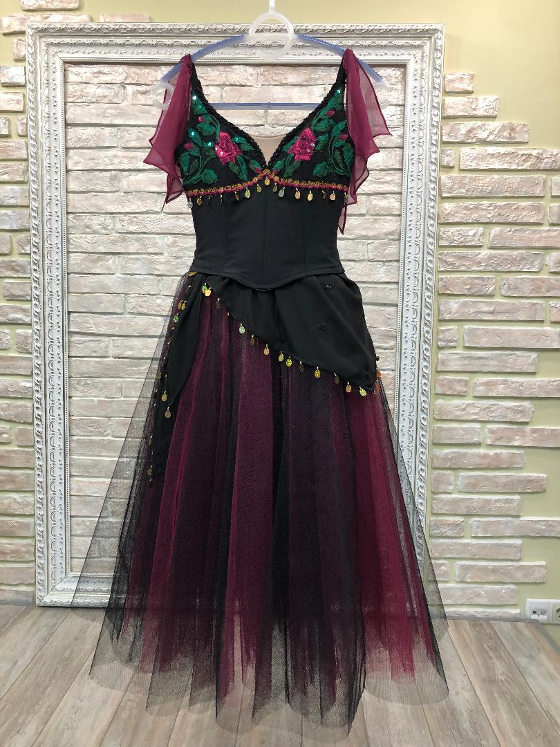 Gipsy Esmeralda - Dancewear by Patricia