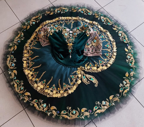 Russian Esmeralda | Dancewear by Patricia